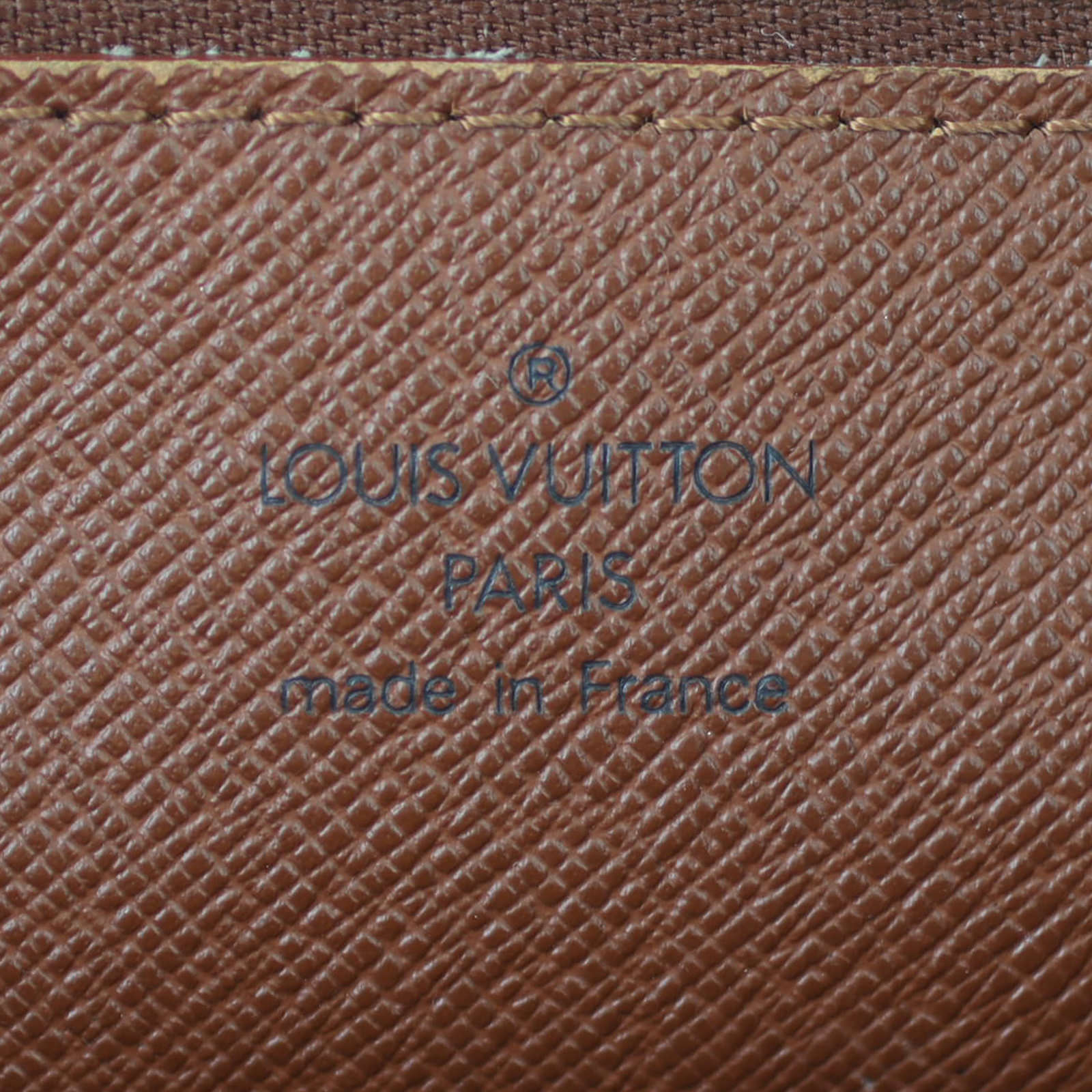 Louis Vuitton Trocadero 30 Monogram Stamp