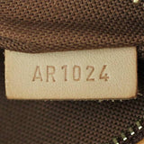 Louis Vuitton Trotteur Monogram Code