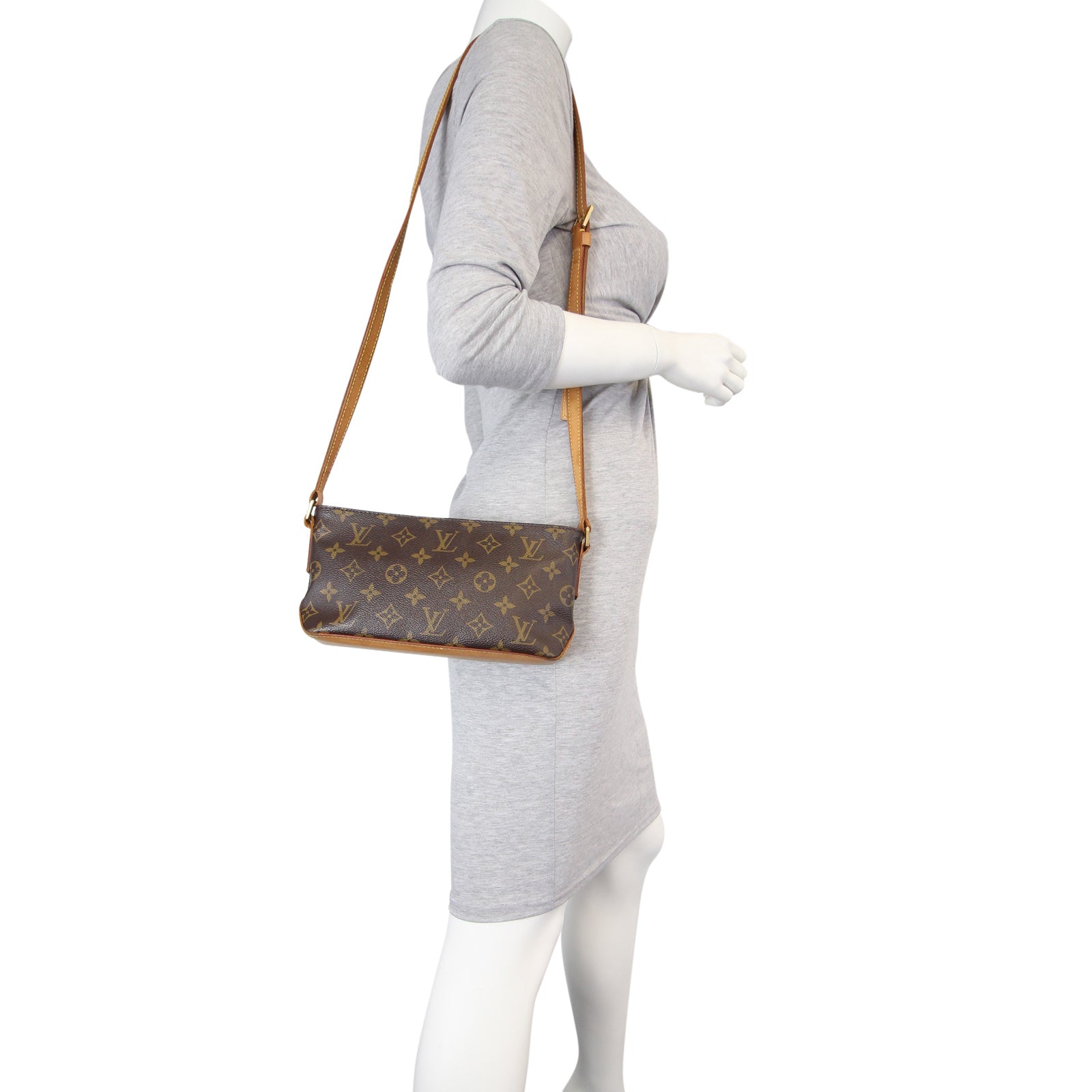 Louis Vuitton Trotteur Monogram Mannequin
