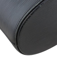 Louis Vuitton Verseau Epi Edge