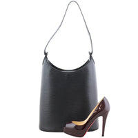 Louis Vuitton Verseau Epi Scale