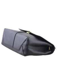 Louis Vuitton Very One Handle Corner