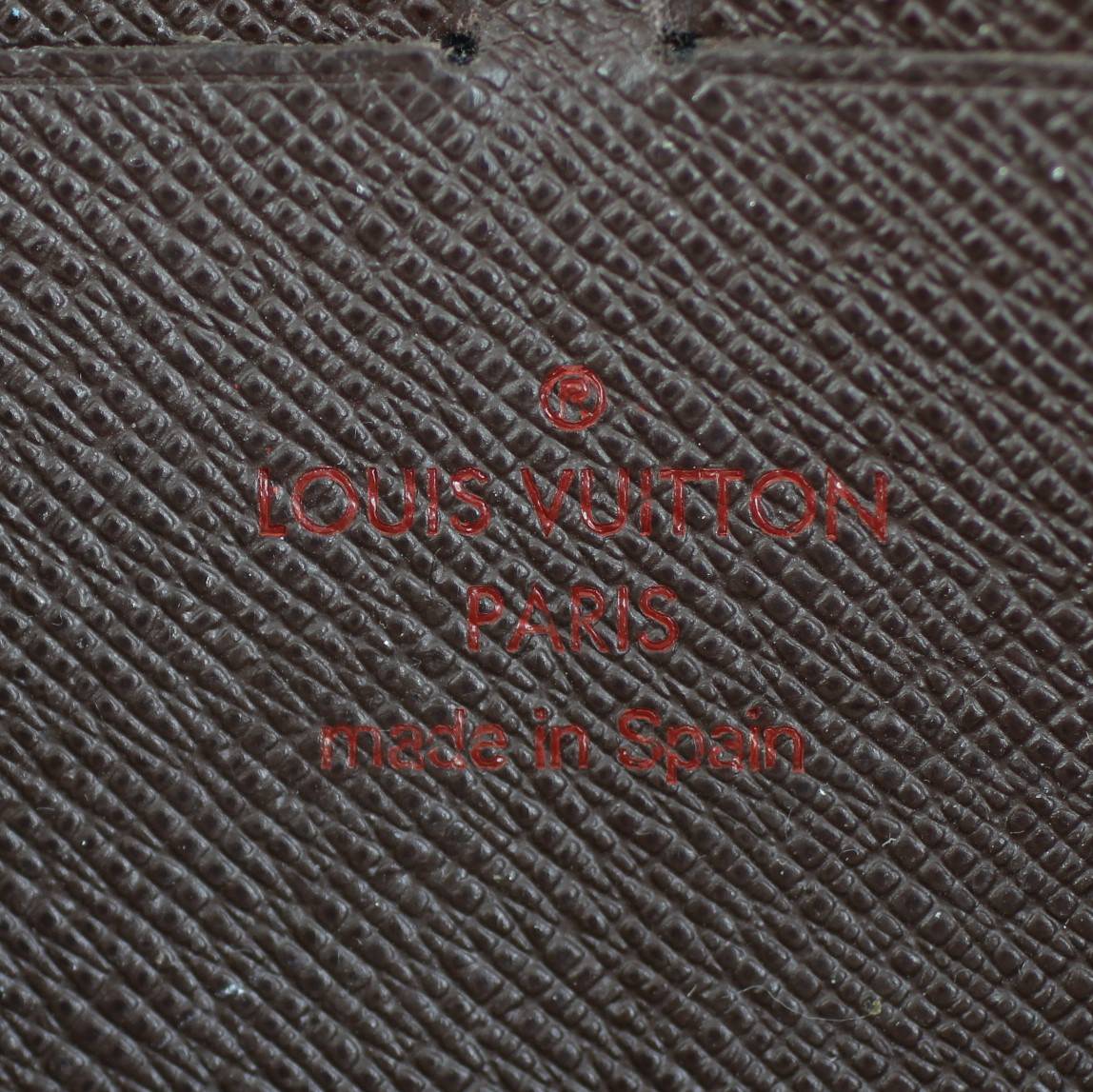 Louis Vuitton Zippy Wallet Damier Ebene Stamp