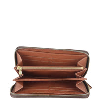 Louis Vuitton Zippy Wallet Monogram Interior