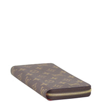 Louis Vuitton Zippy Epi Organizer Corner