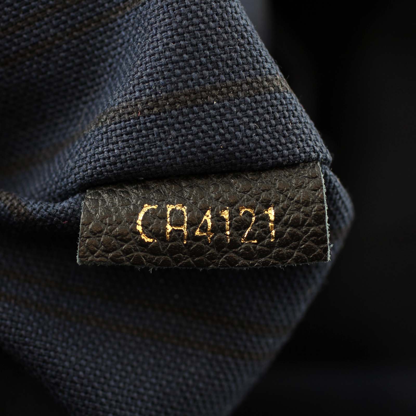 Louis Vuitton Artsy MM Monogram Blue Infini Date code