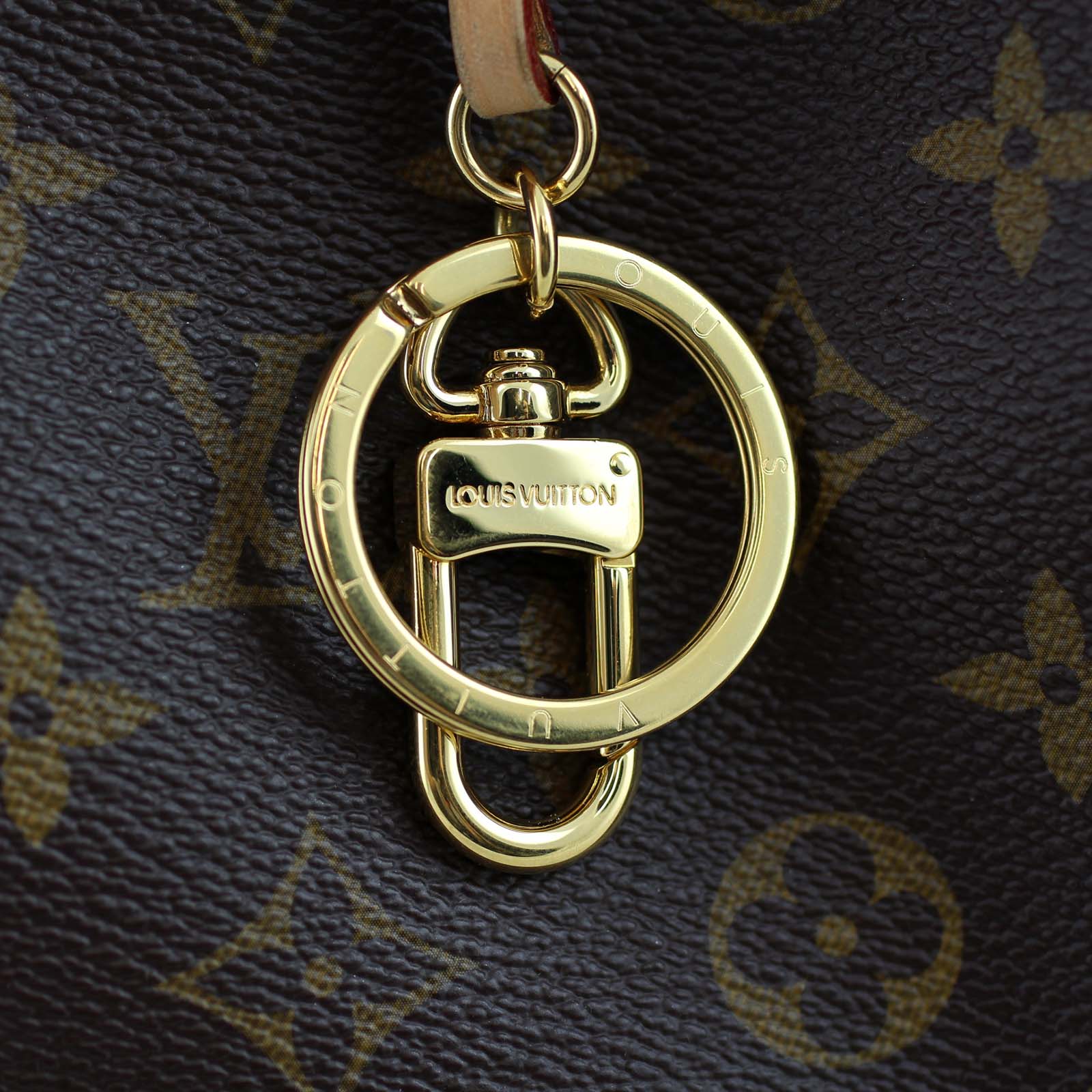 Louis Vuitton Artsy MM Monogram Charm