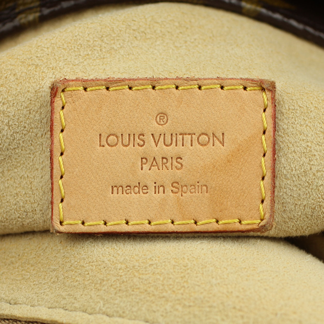 Louis Vuitton Artsy MM Monogram Stamp