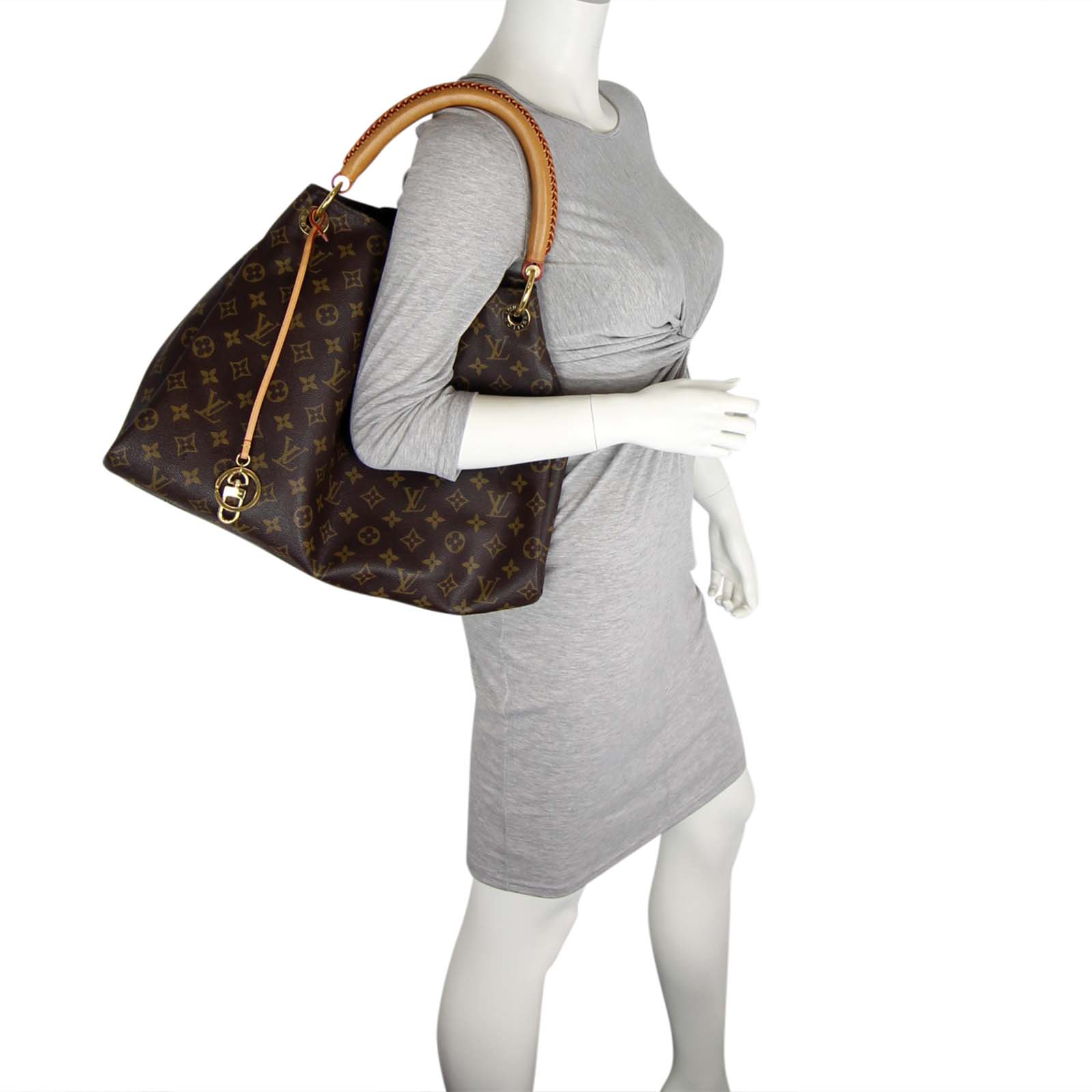 Louis Vuitton Artsy MM Monogram Scale