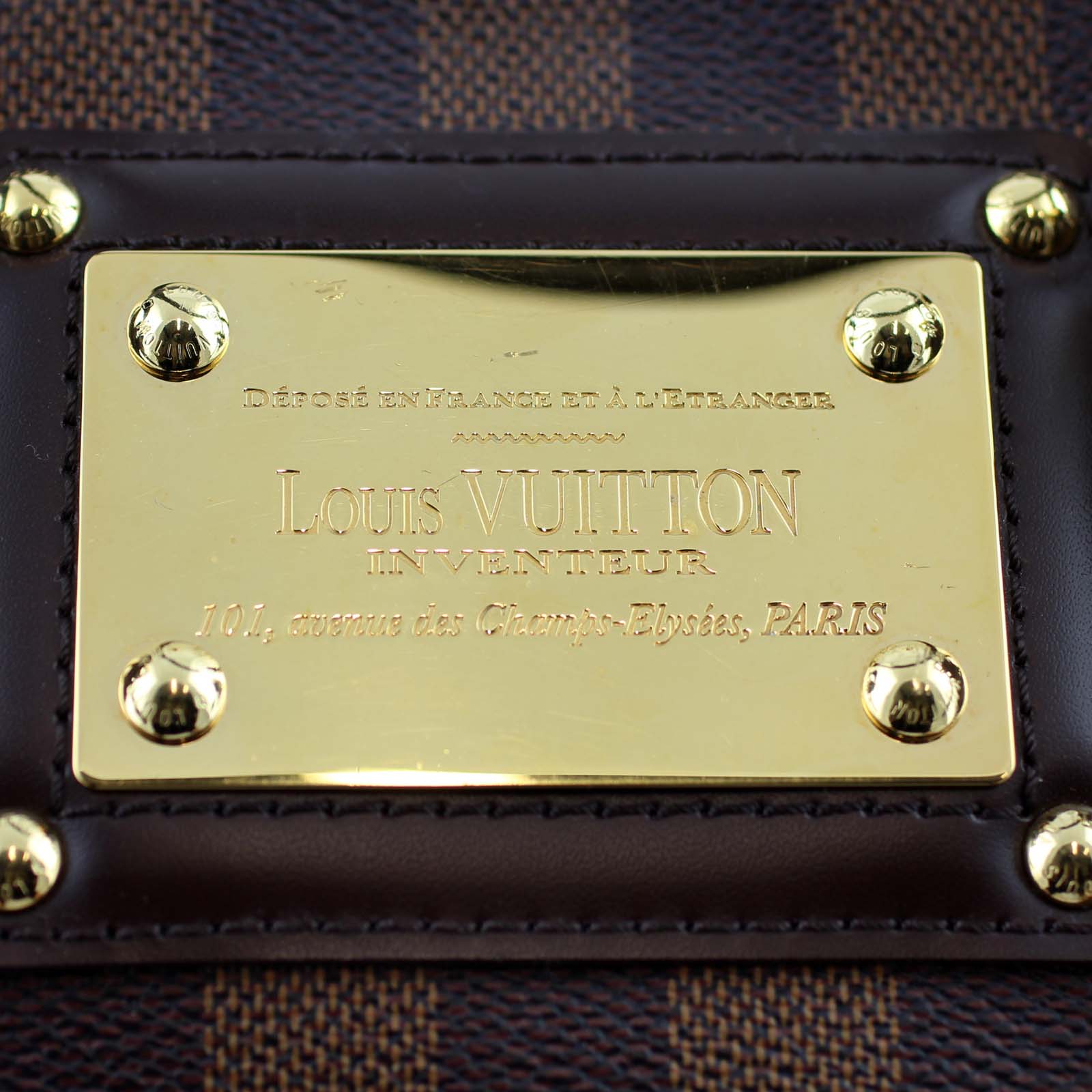 Louis Vuitton Berkeley LV Plate