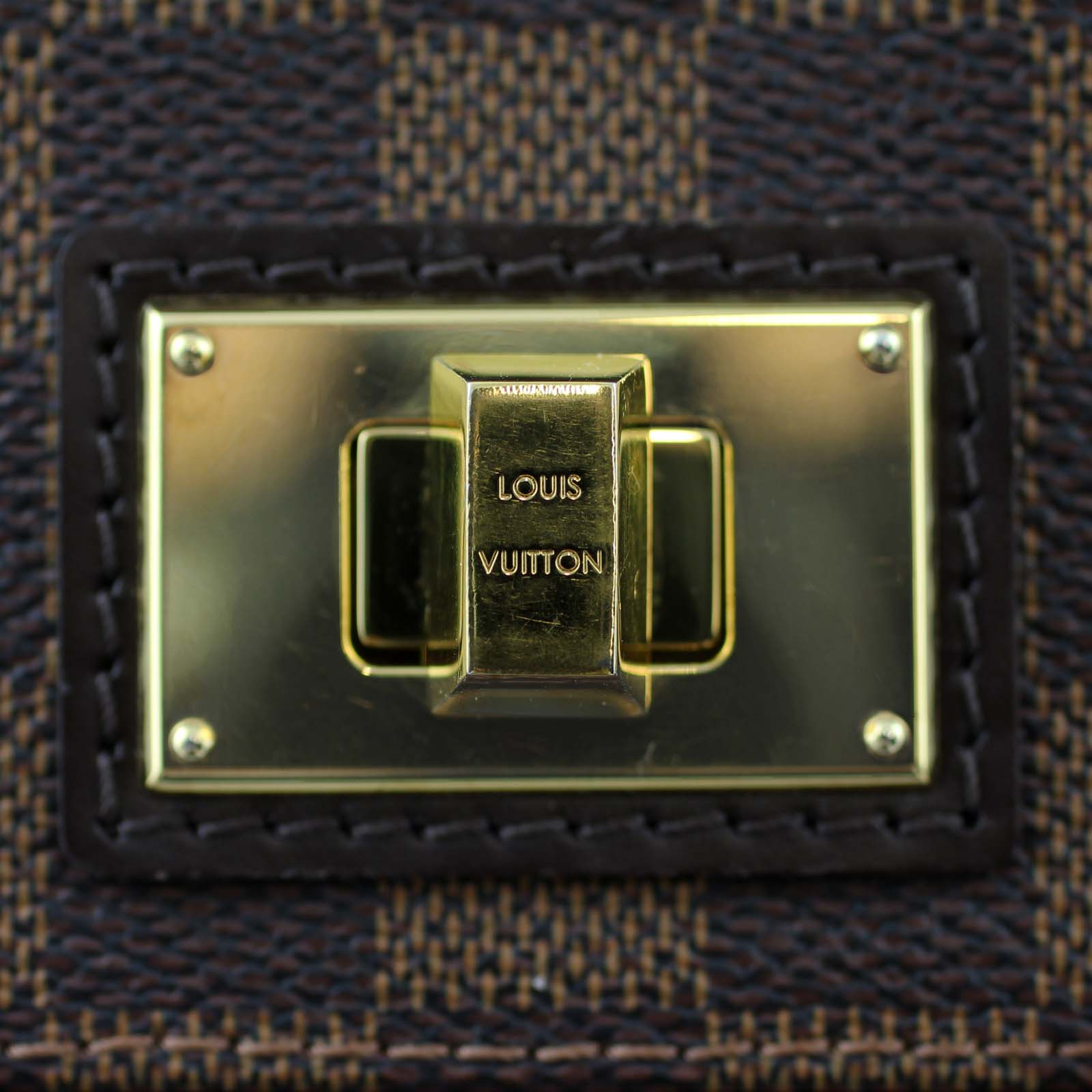 Louis Vuitton Besace Rosebery Turnlock