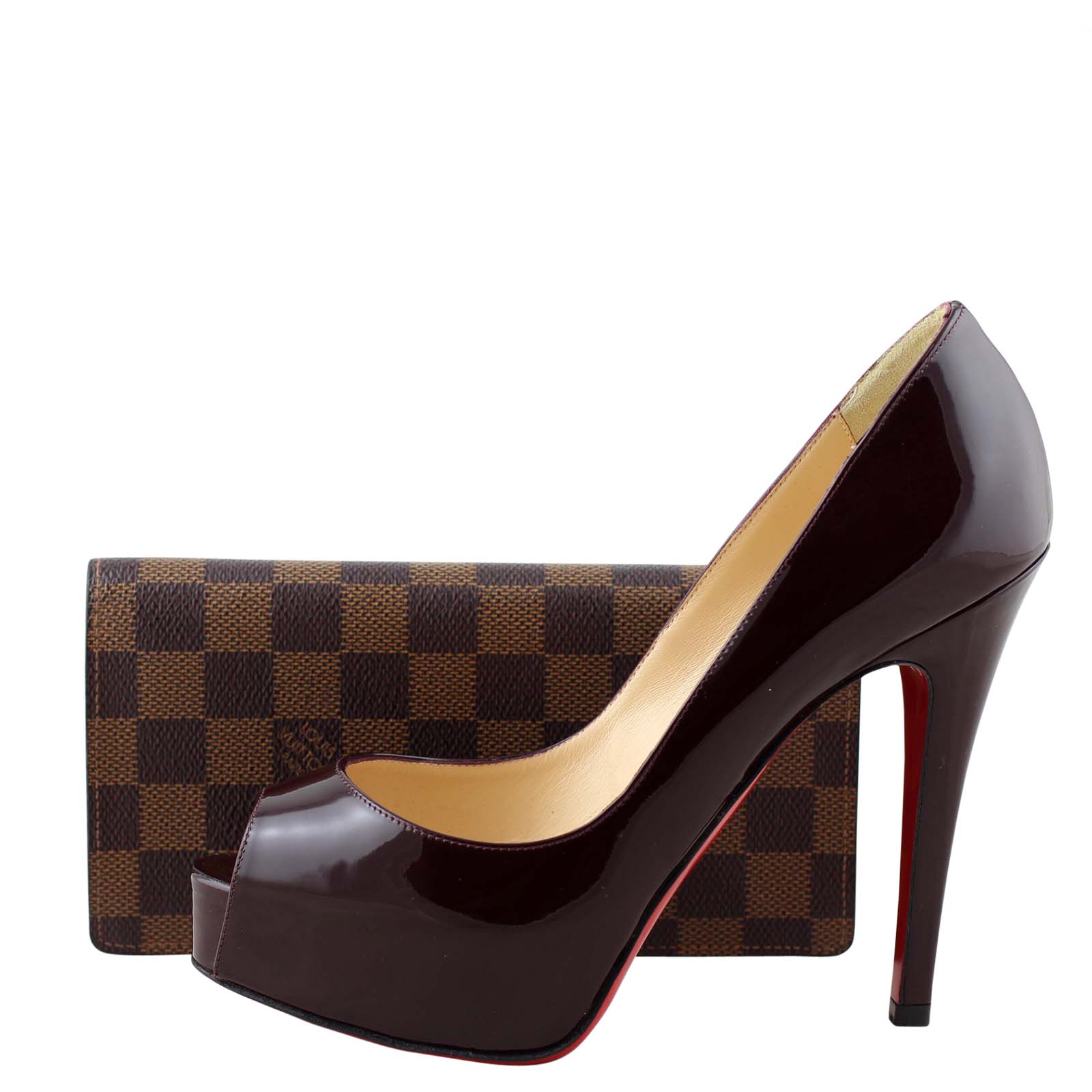 Louis Vuitton Brazza Wallet Damier Ebene Scale