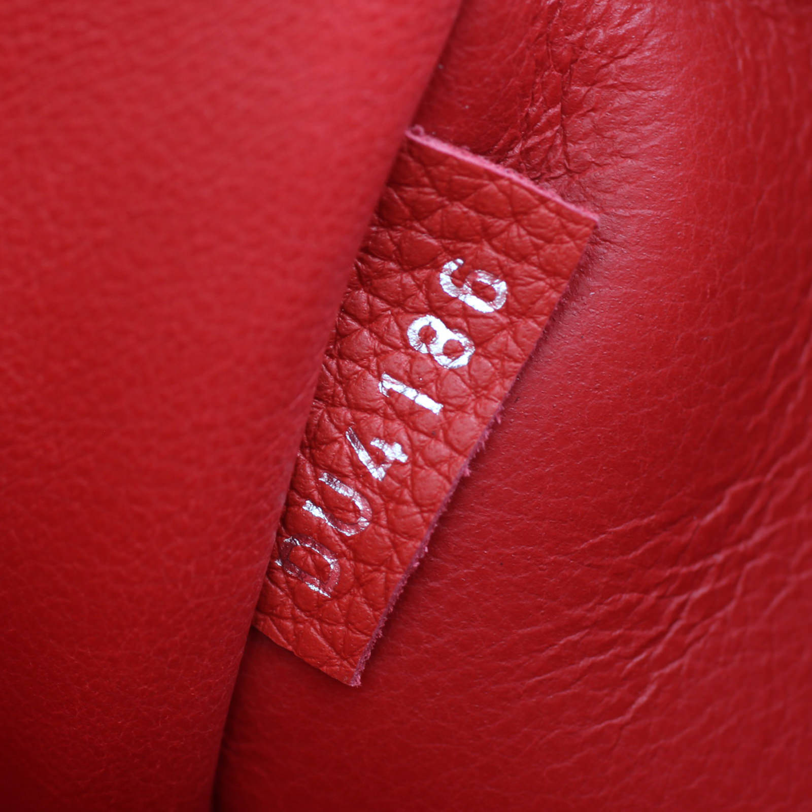 Louis Vuitton City Steamer MM Rubis Code