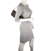 Louis Vuitton Favorite MM Monogram Scale