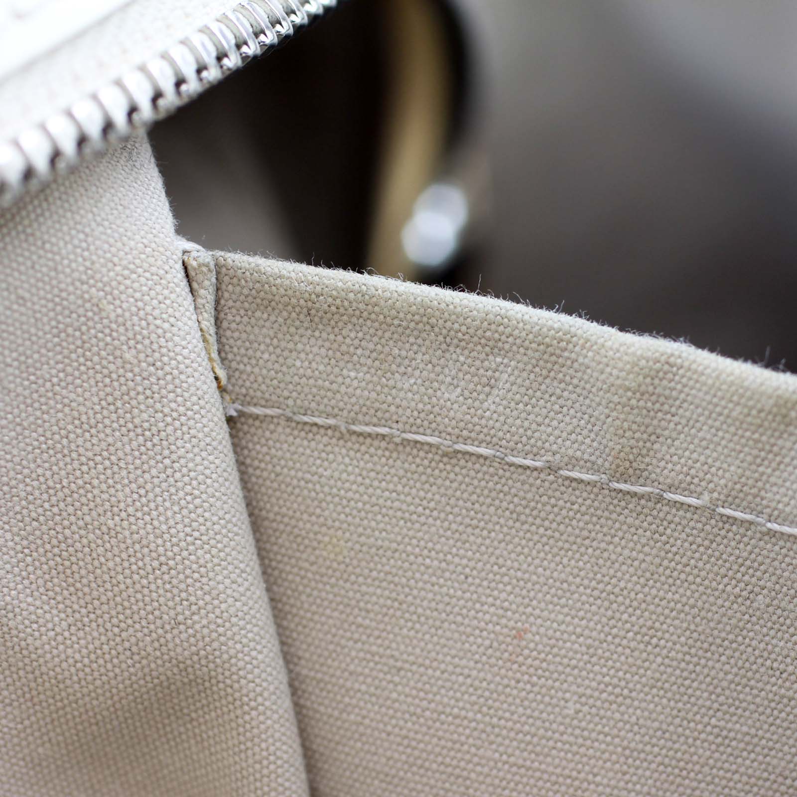 Louis Vuitton Montaigne Bowling GM Epi date code