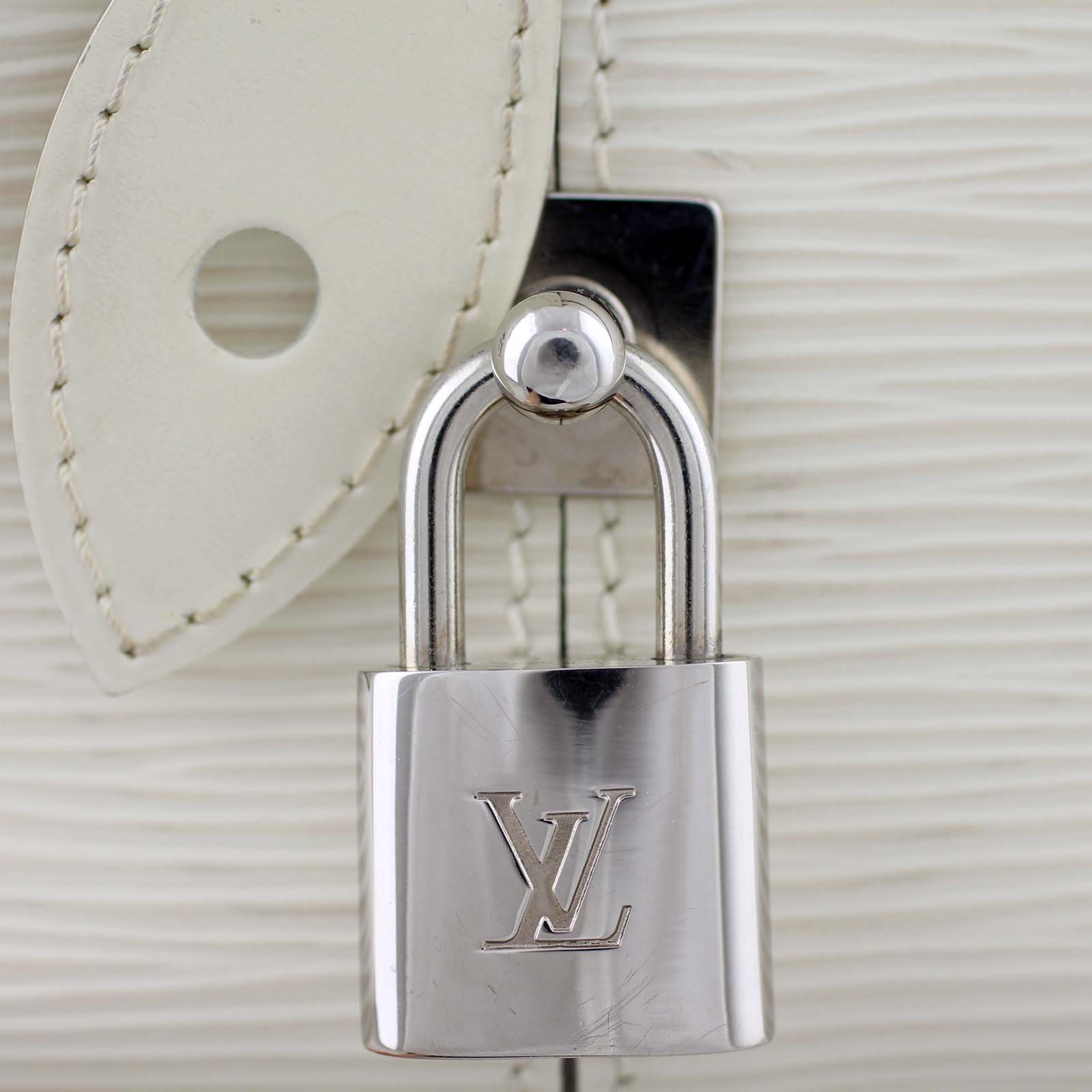 Louis Vuitton Montaigne Bowling GM Epi lock