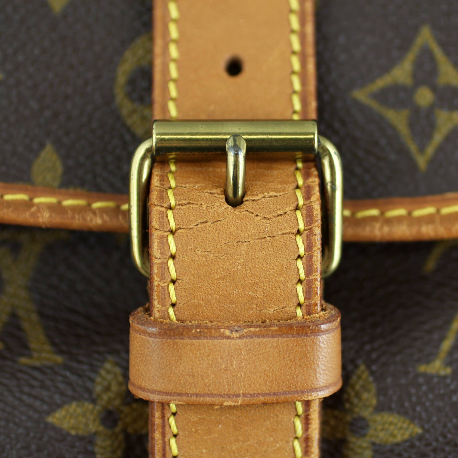 Louis Vuitton Saumur 35 Monogram wear