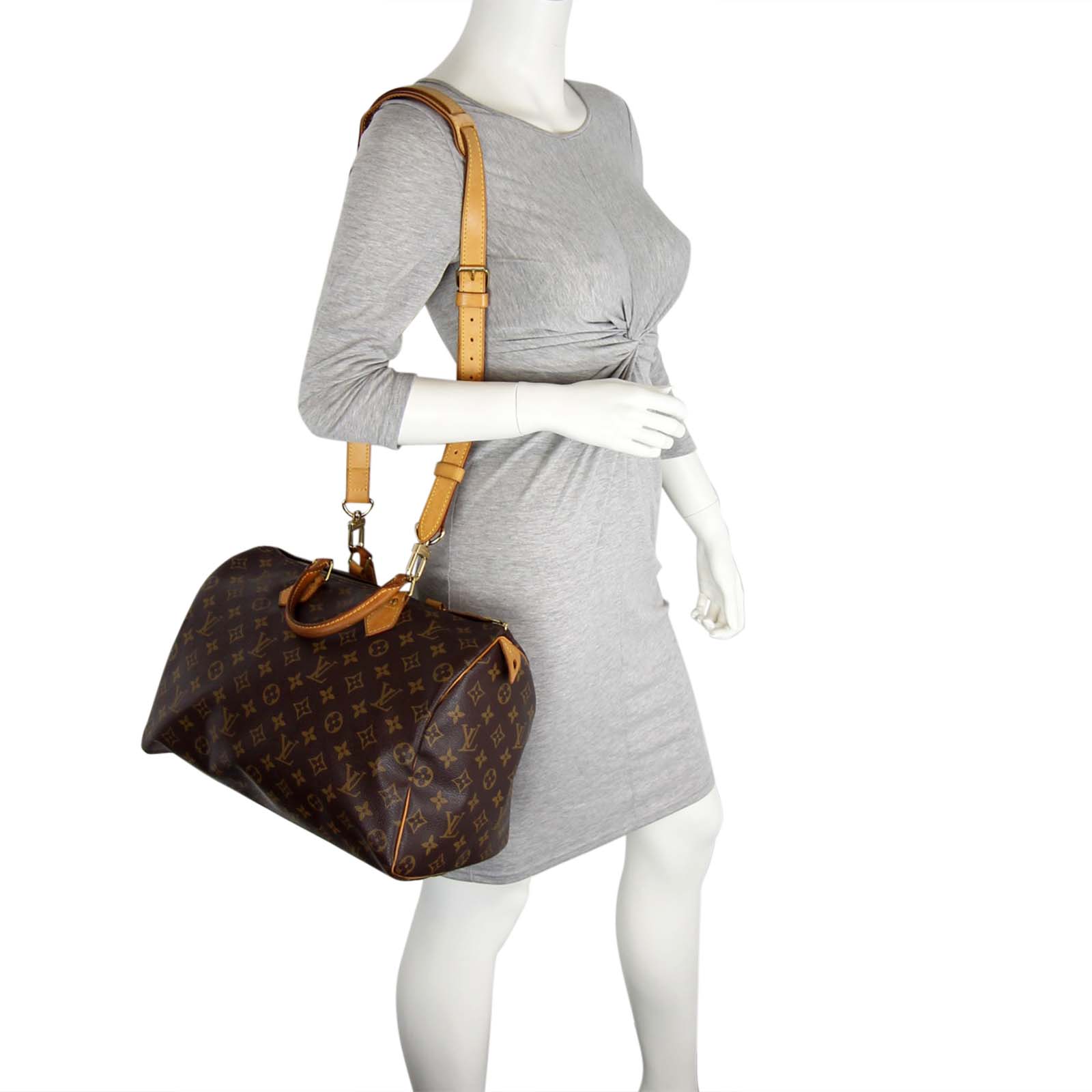 Louis Vuitton Speedy 35 Monogram Scale