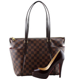 Louis Vuitton Totally PM front