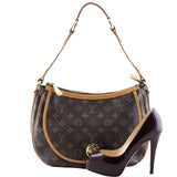 Louis Vuitton Tulum PM Scale