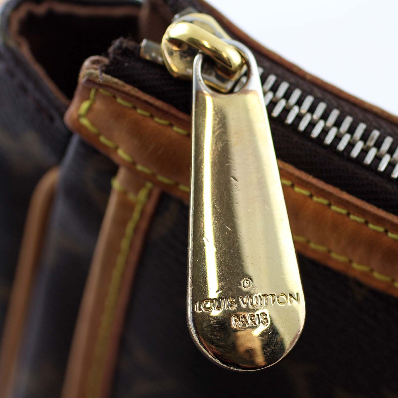 Louis Vuitton Tulum PM Zip Head