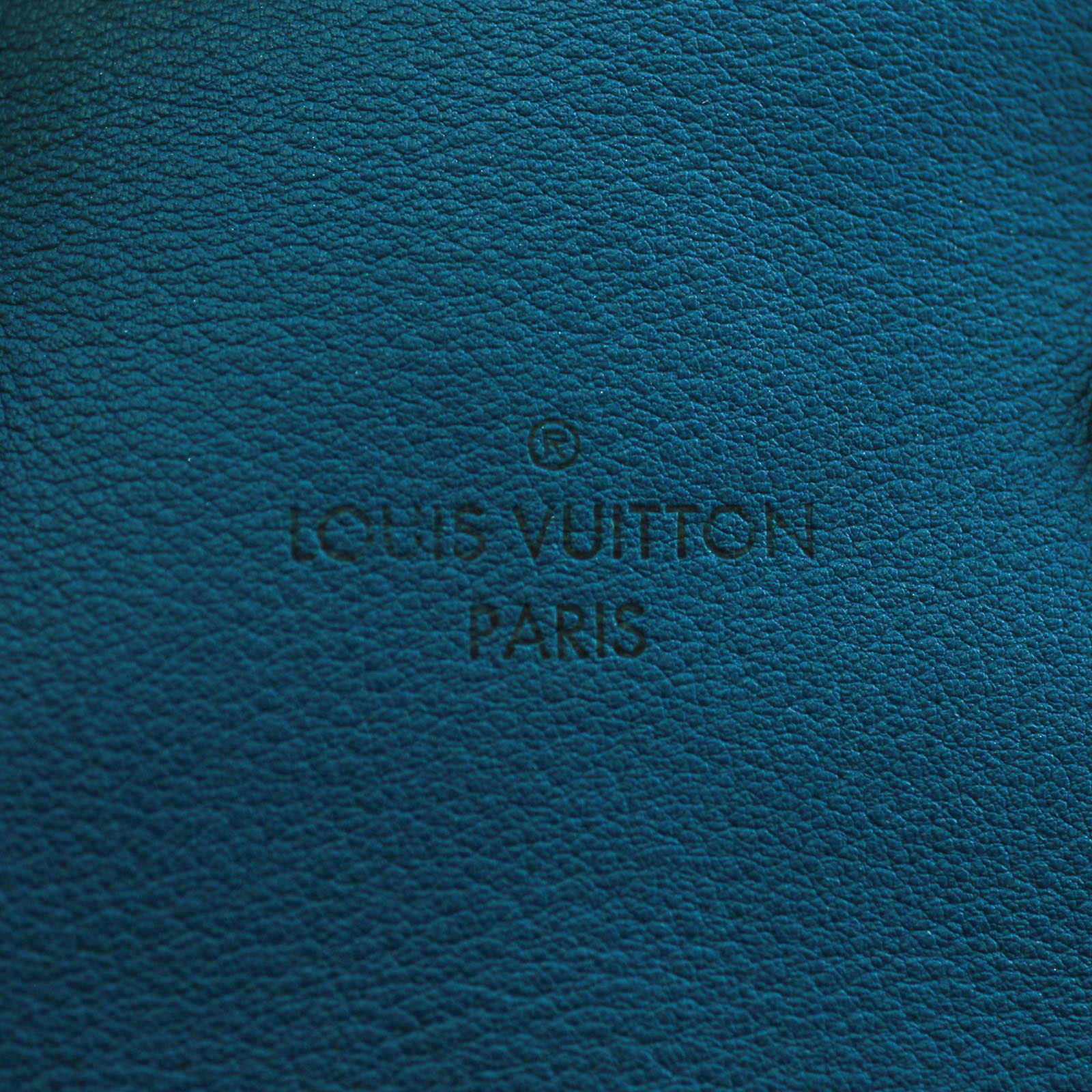 Louis Vuitton W Tote BB Stamp Exterior