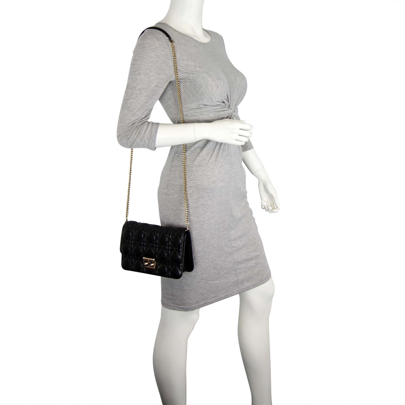 Miss Dior Promenade Pouch Scale