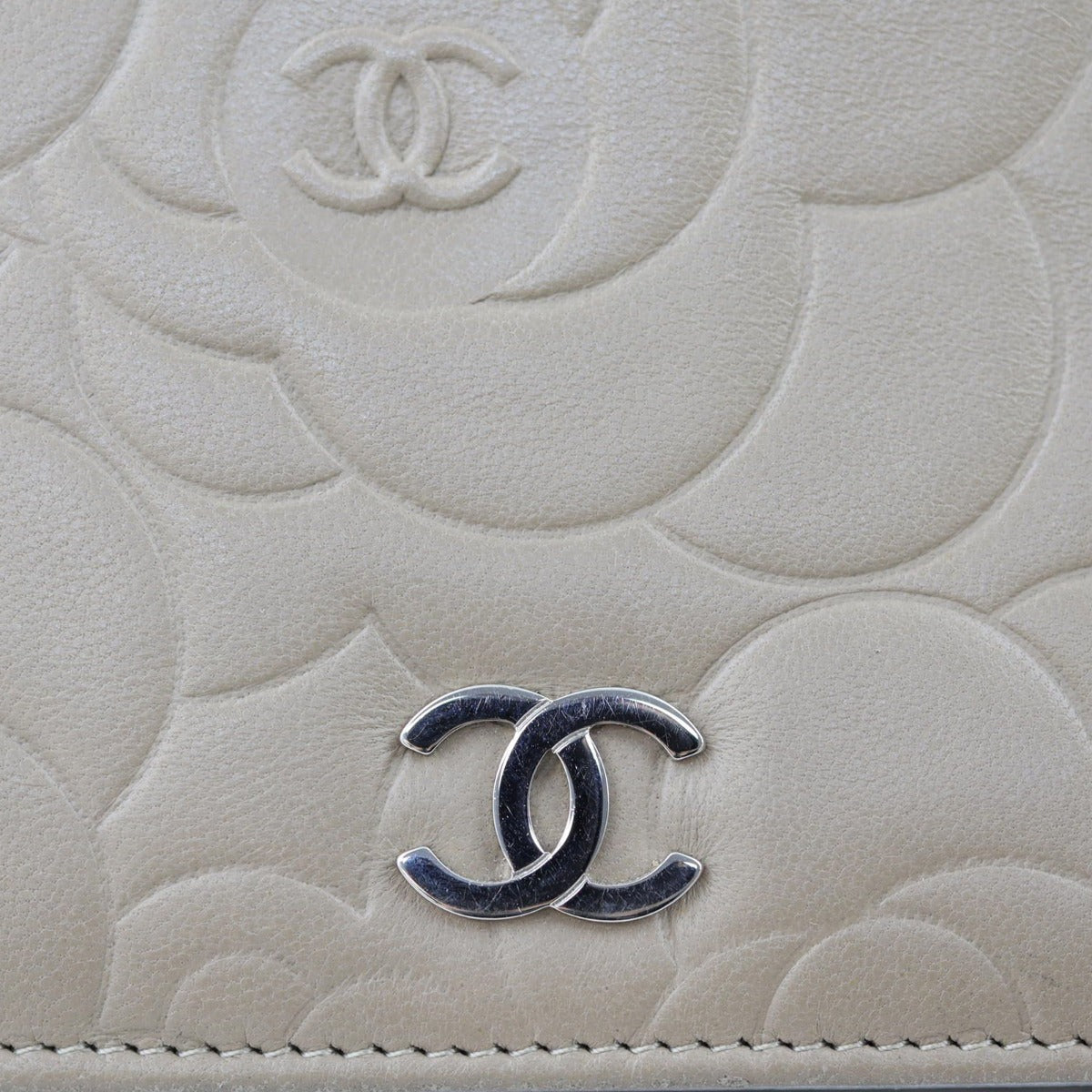 Chanel Camellia Yen Wallet Hardware
