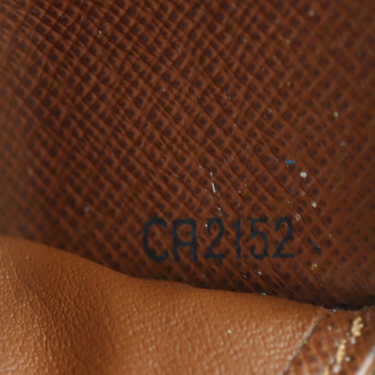 Louis Vuitton Zippy Wallet Monogram Date code
