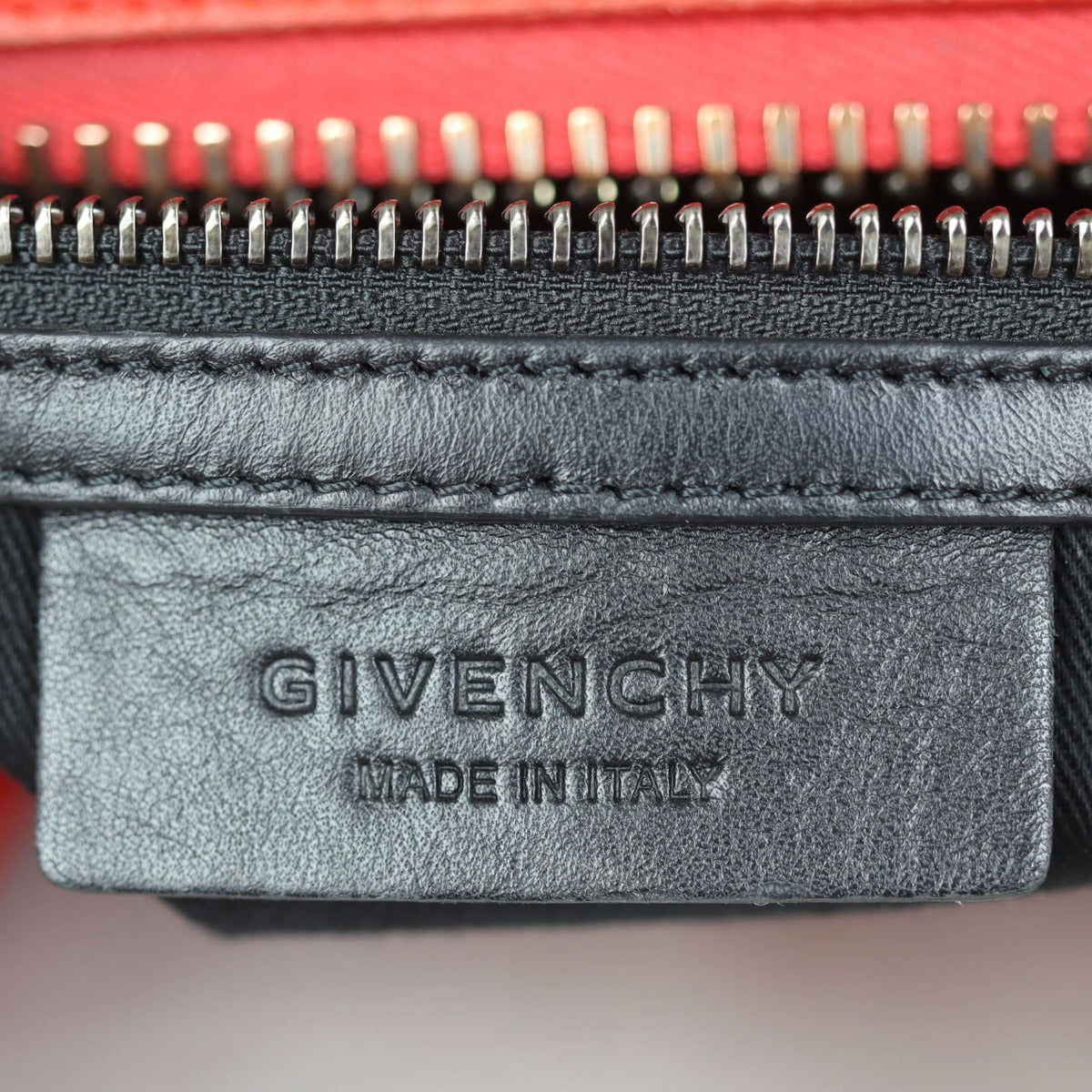 Givenchy Lucrezia Medium Stamp

