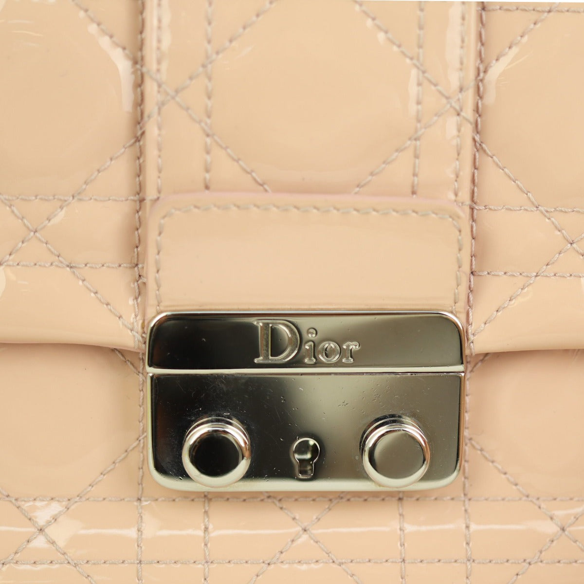 Dior Cannage New Lock Patent Pouch Hardware
