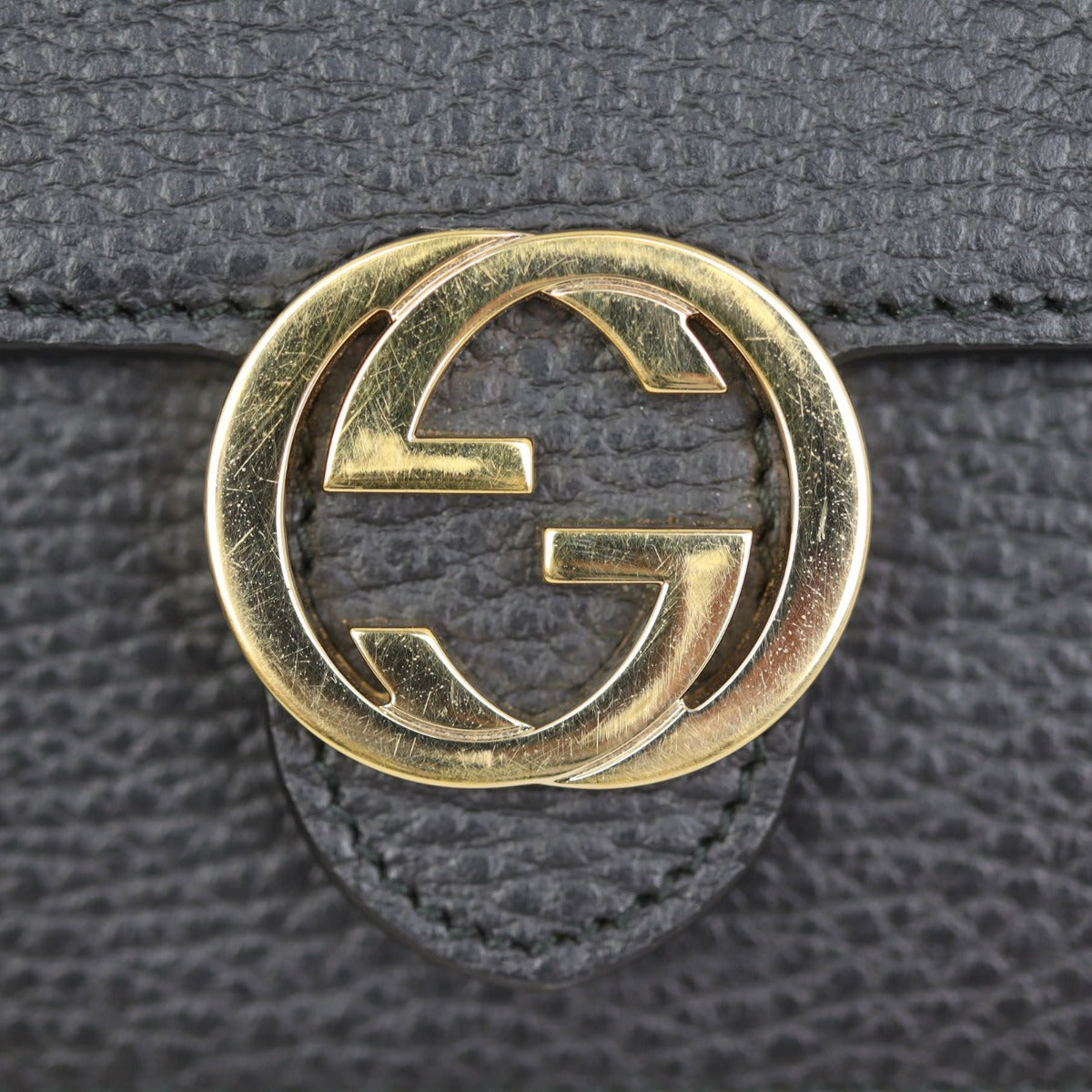 Gucci Interlocking G Chain Wallet Hardware

