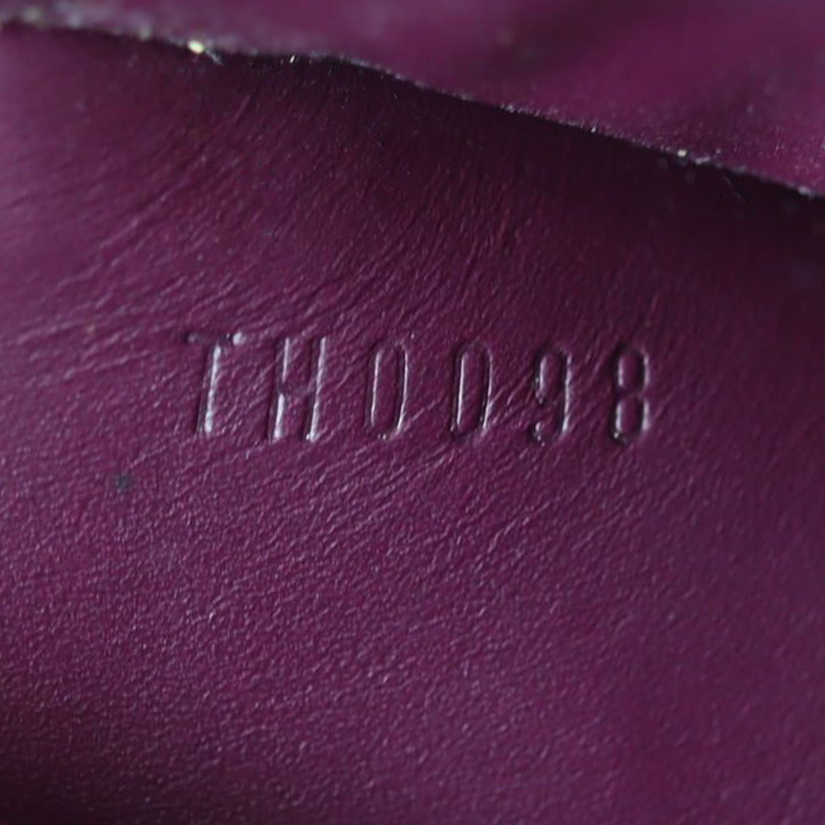 Louis Vuitton Sarah Wallet Monogram Vernis Date code