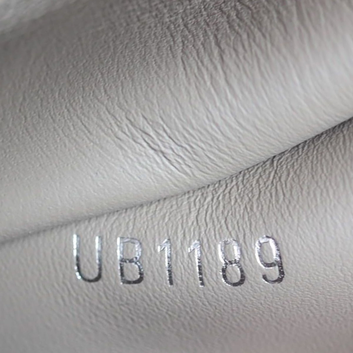 Louis Vuitton Milla MM Date code
