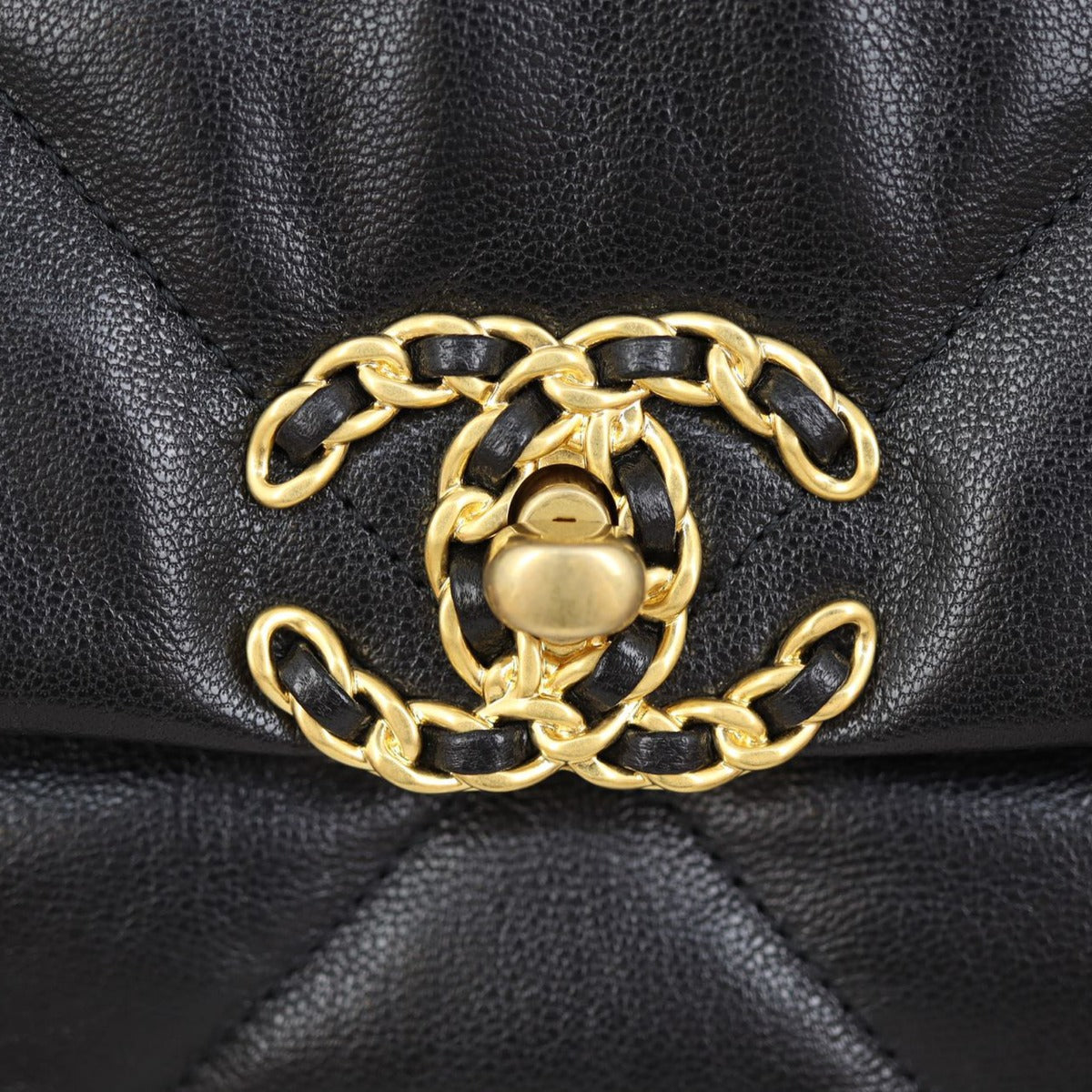 Chanel 19 Flap Bag Hardware

