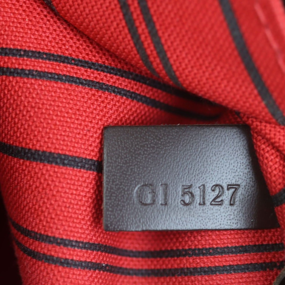 Louis Vuitton Neverfull MM Damier Ebene Date code
