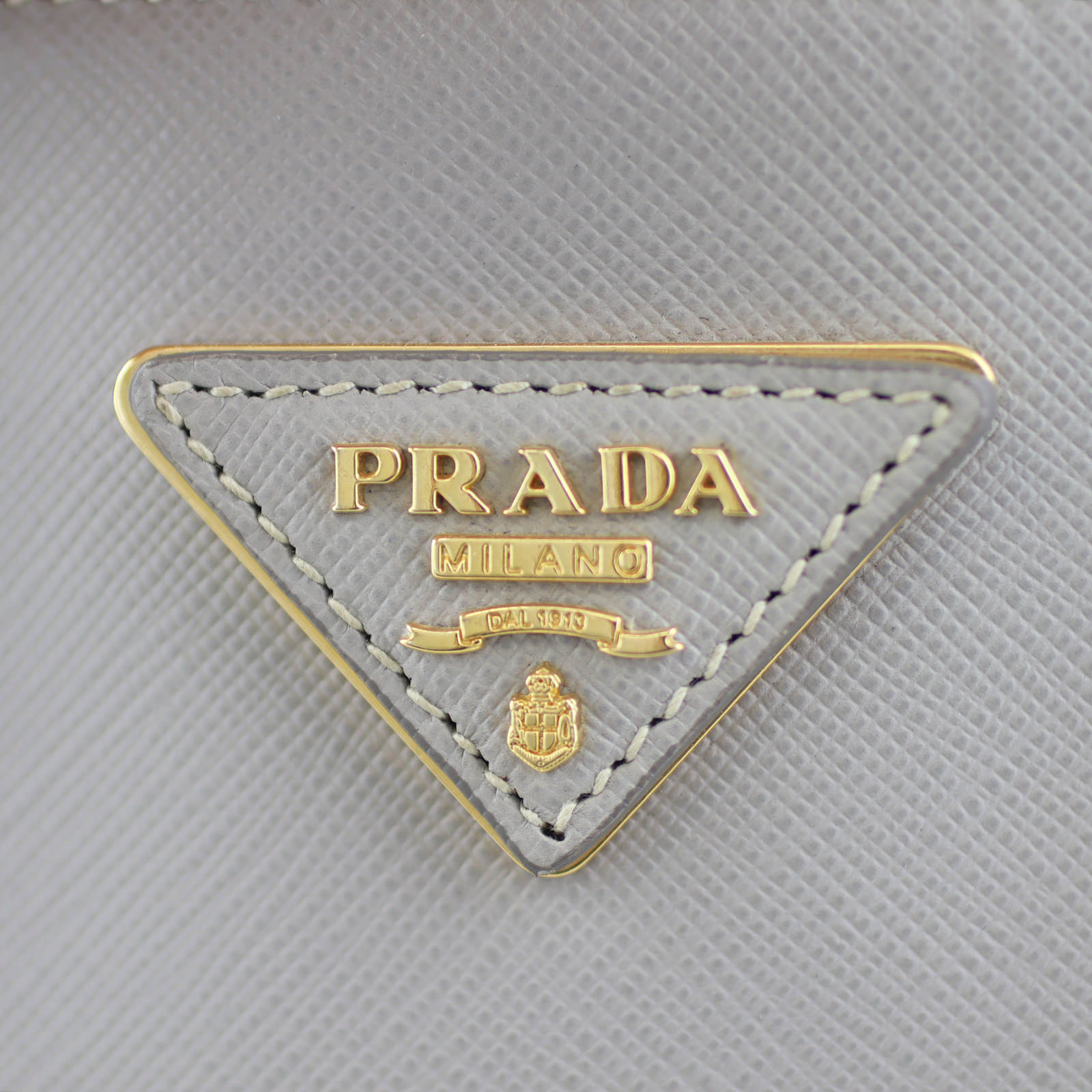 Prada Saffiano Lux Galleria Double Zip Tote Medium Plaque