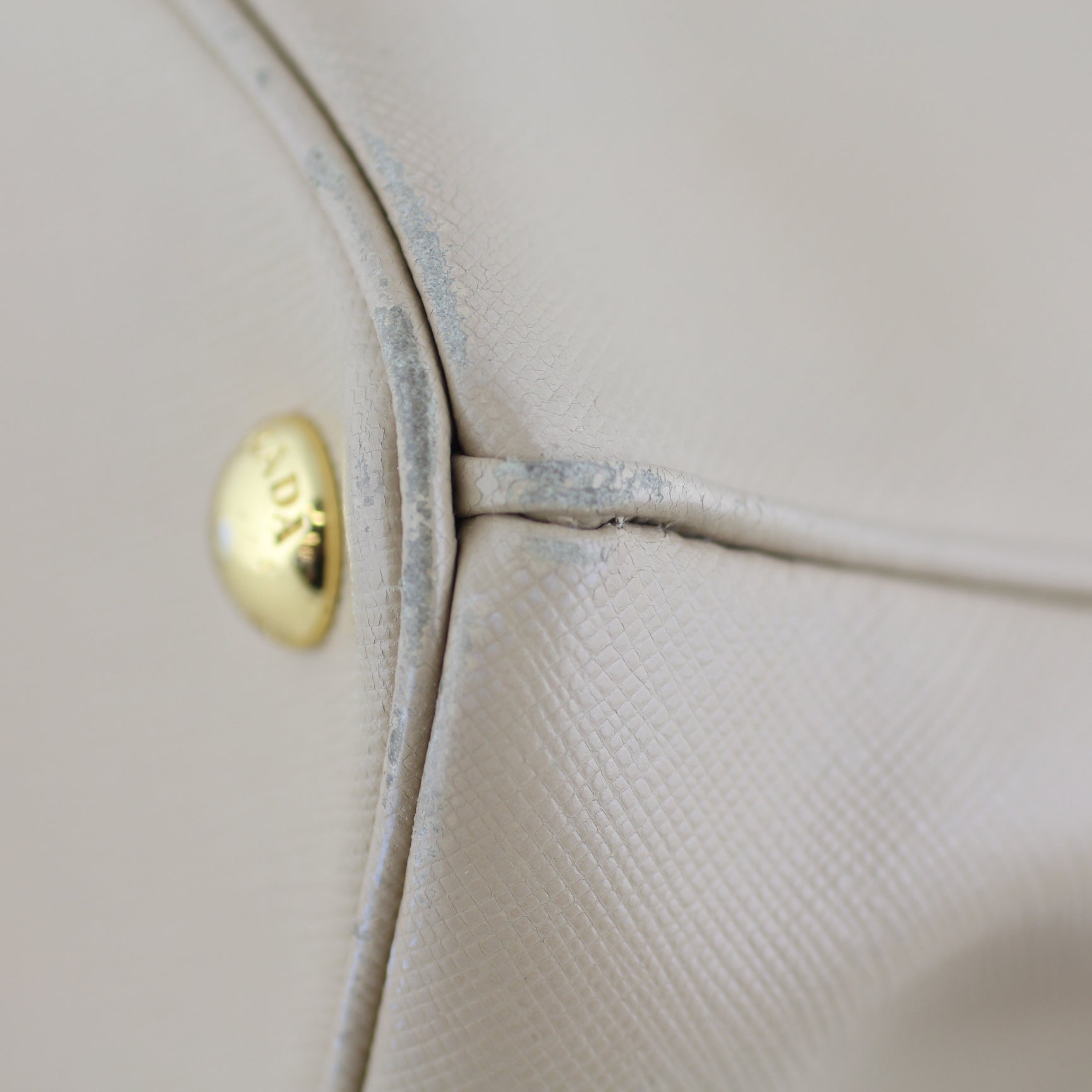 Prada Saffiano Galleria Double Zip Tote Medium Edge