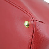 Prada Saffiano Lux Galleria Double Zip Tote Medium Corner Close up