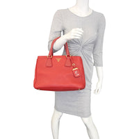 Prada Vitello Daino Tote Mannequin
