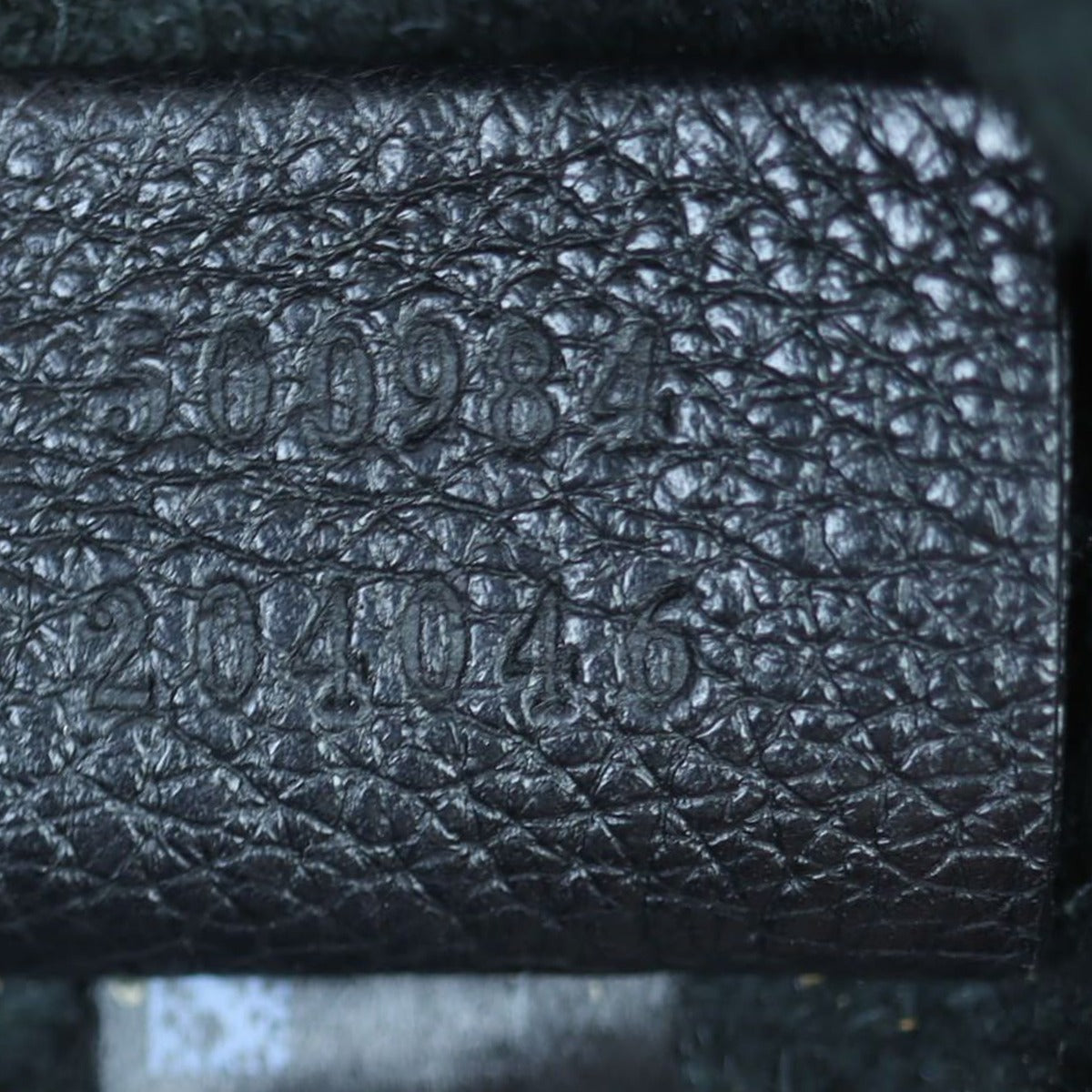 Gucci Logo Print Leather Pouch Date code
