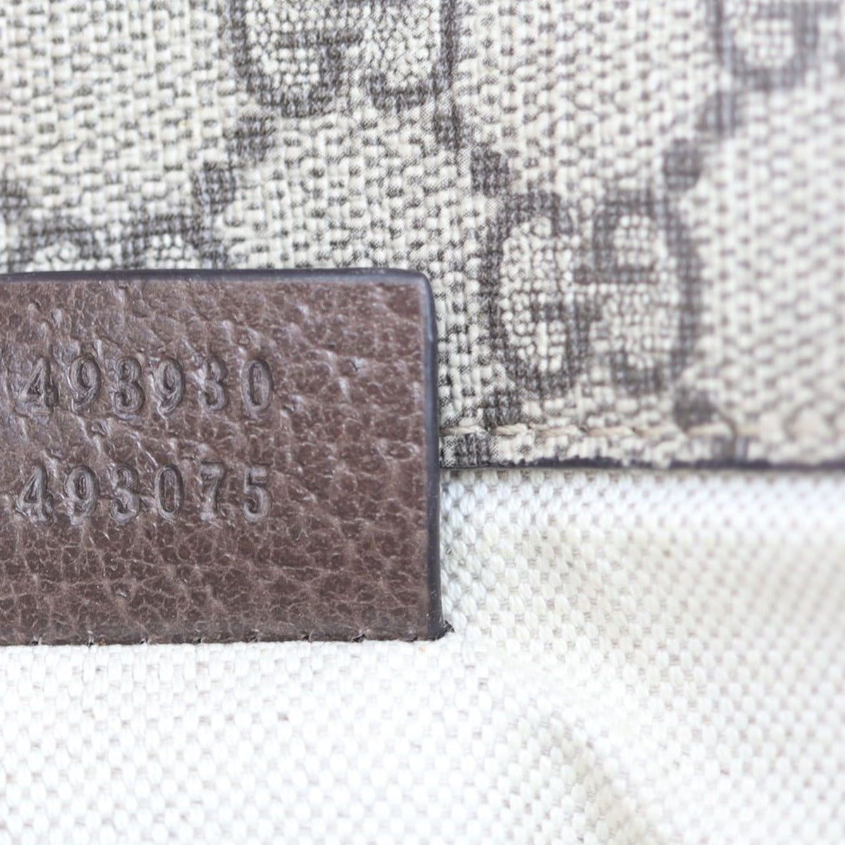 Gucci Neo Vintage GG Supreme Belt Bag