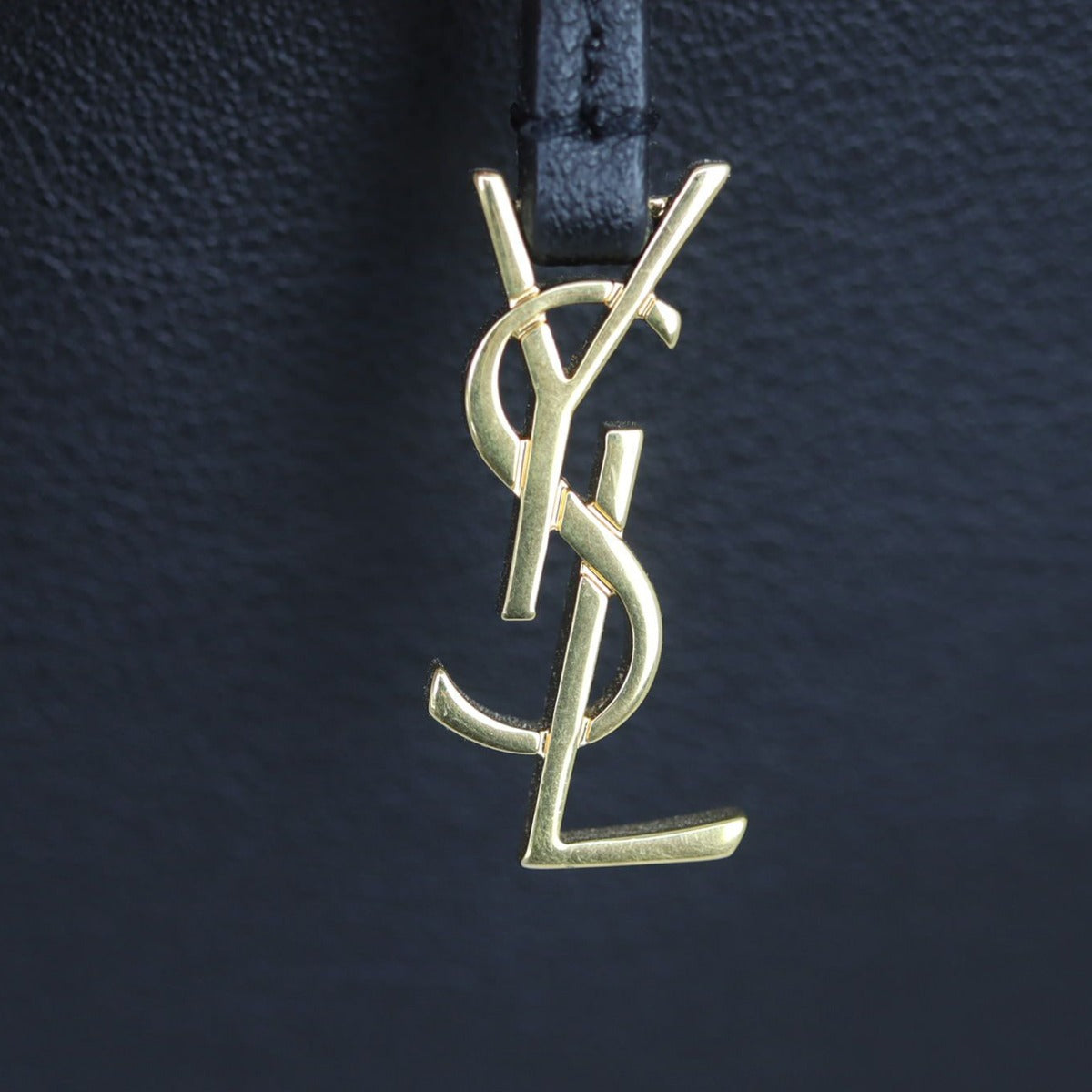 Saint Laurent Shopping Toy Tote Hardware
