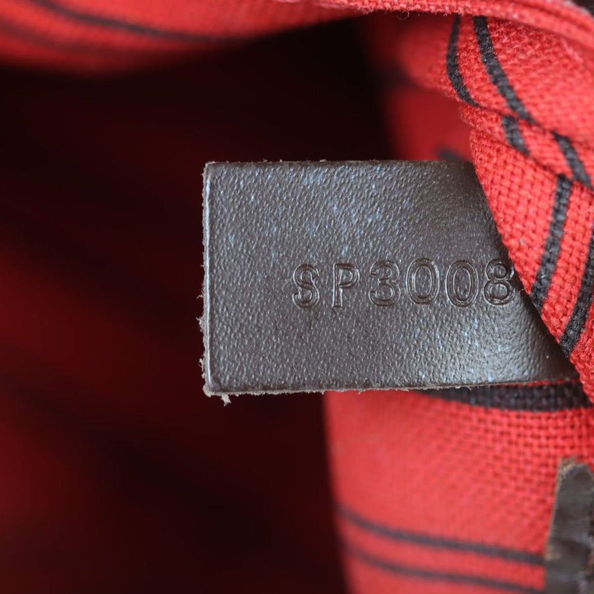 Louis Vuitton Neverfull MM Damier Ebene Date code
