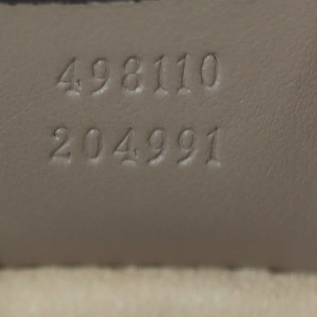 Gucci GG Marmont Small Top Handle Bag Date code
