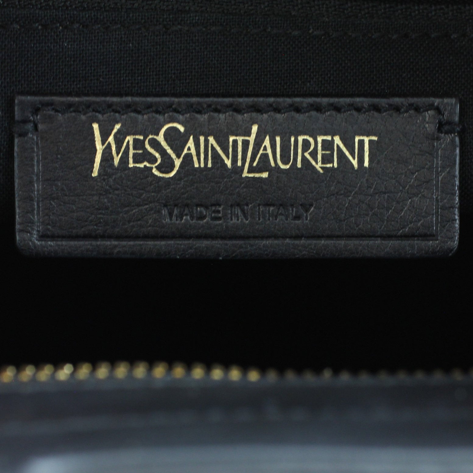 Saint Laurent Classic Medium Y Cabas Stamp
