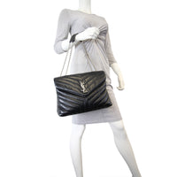 Saint Laurent Loulou Medium mannequin