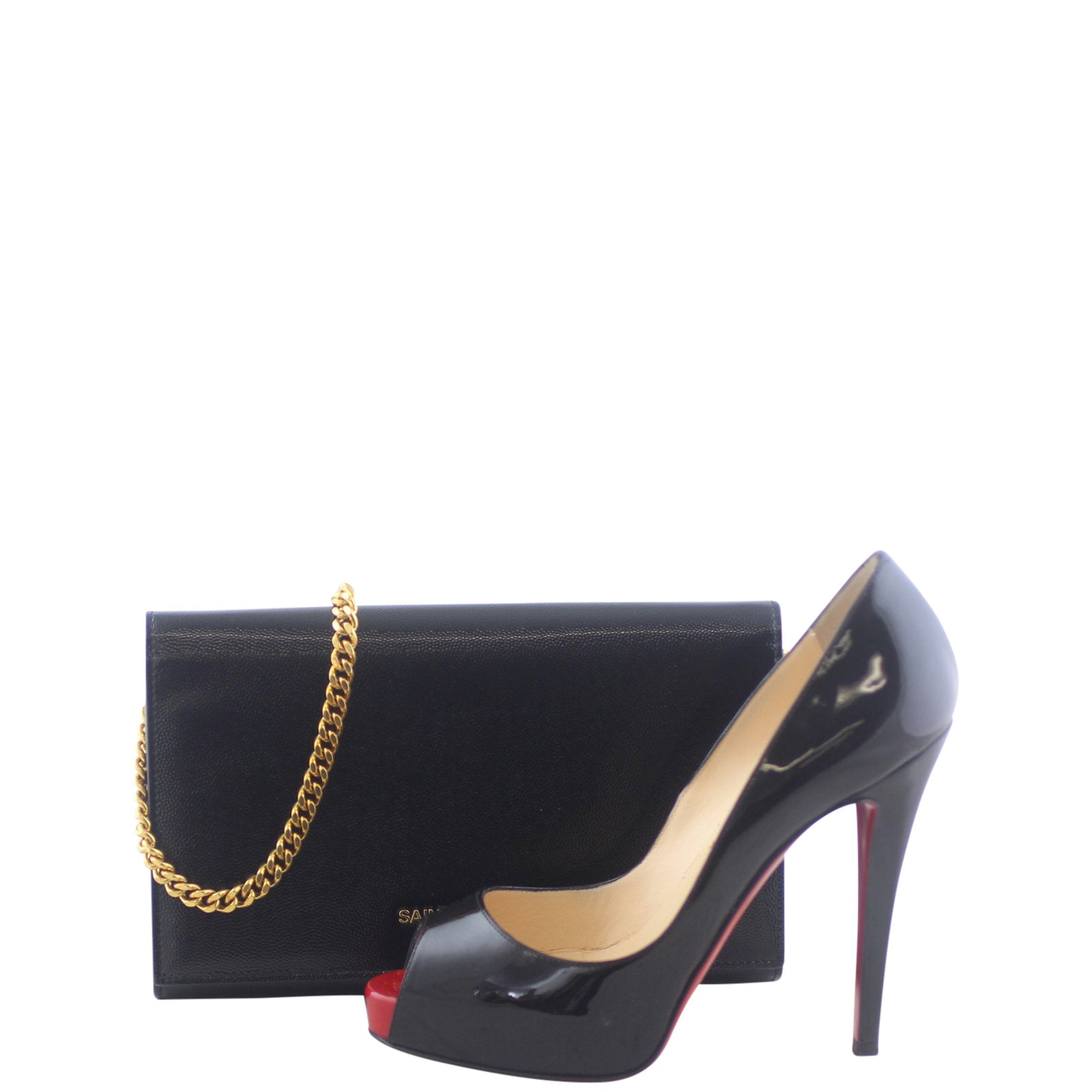 Saint Laurent Wallet on Chain Scale