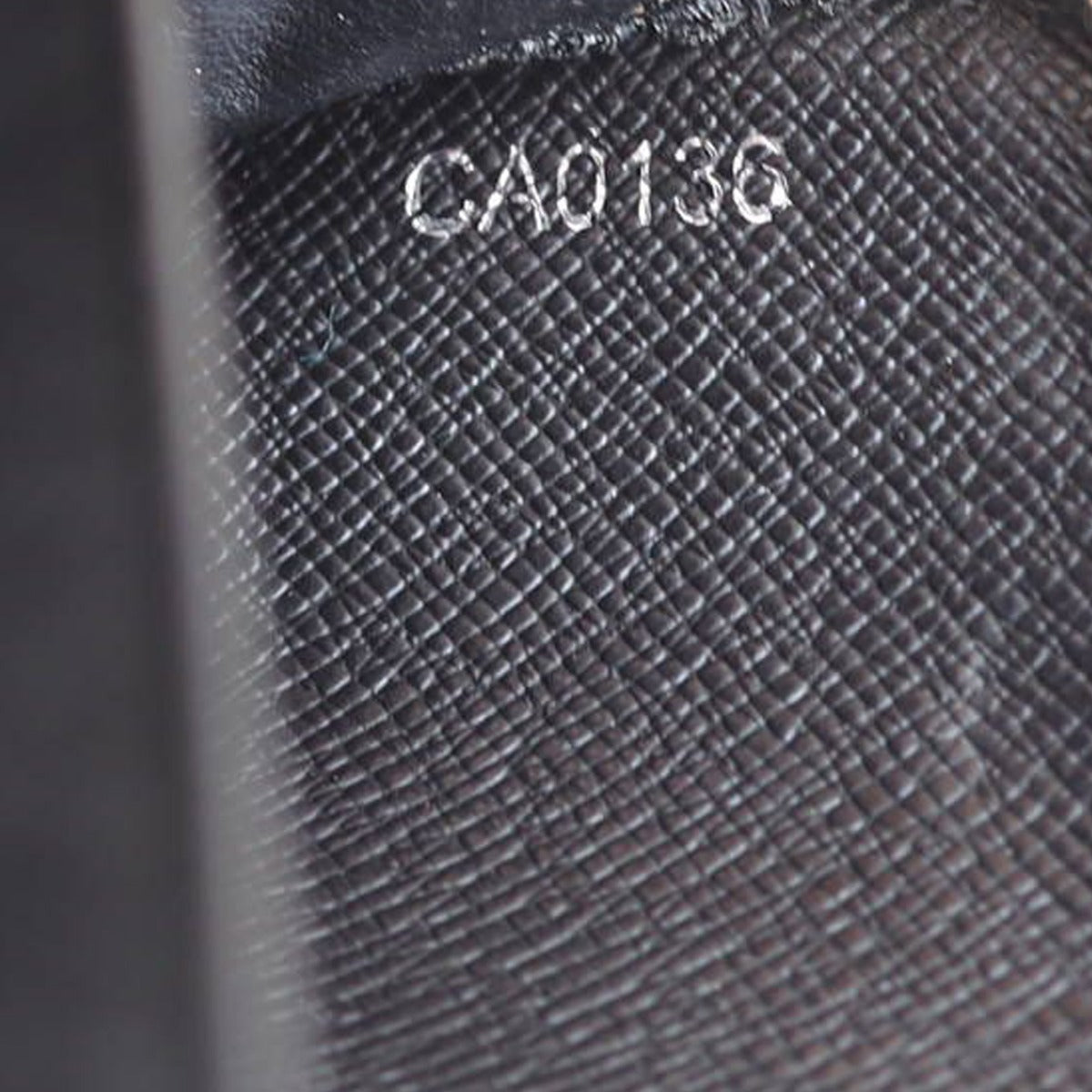 Louis Vuitton Zippy Wallet Epi Date code