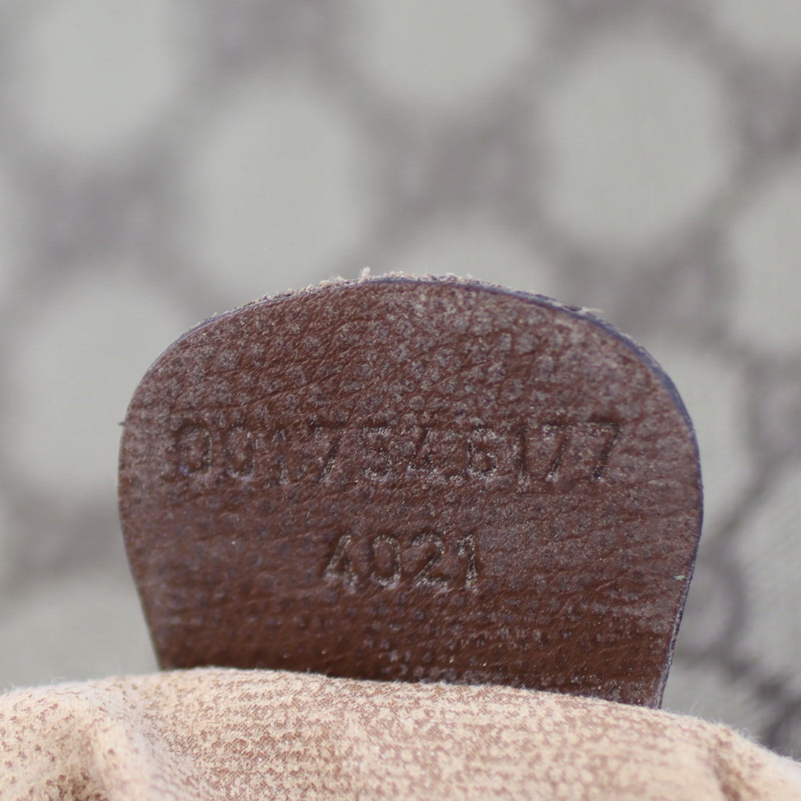 Gucci Sherry Line Shoulder Bag Code